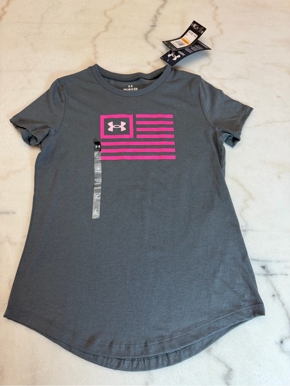 NWT Under Armour Girls' Gray Tee with Pink Logo Flag